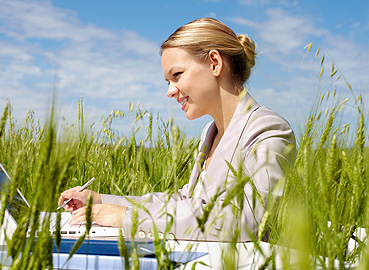 Open Source vs Commercial Cloud Software